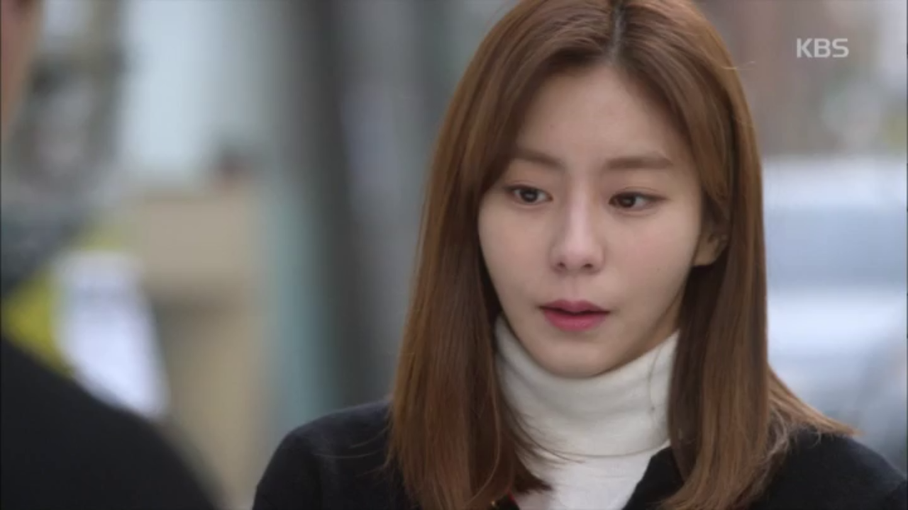 물건 전해주러 온 이장우에게 차가워진 유이 ＂다음부턴 그냥 버려주세요＂