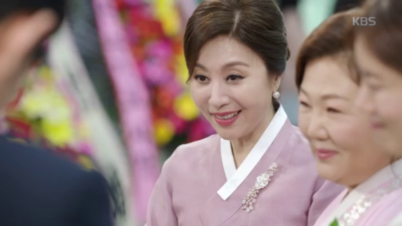 드디어 김하경의 결혼식 당일... 결혼식장을 찾은 최명길