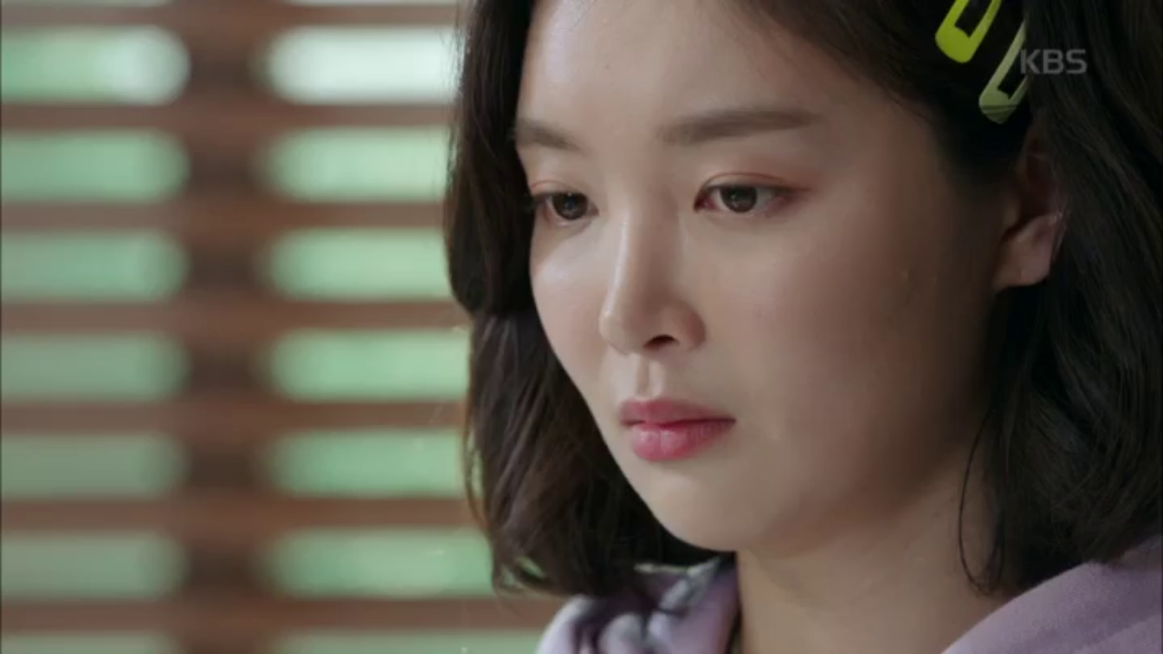 자신의 책을 평론하는 것을 들은 김하경