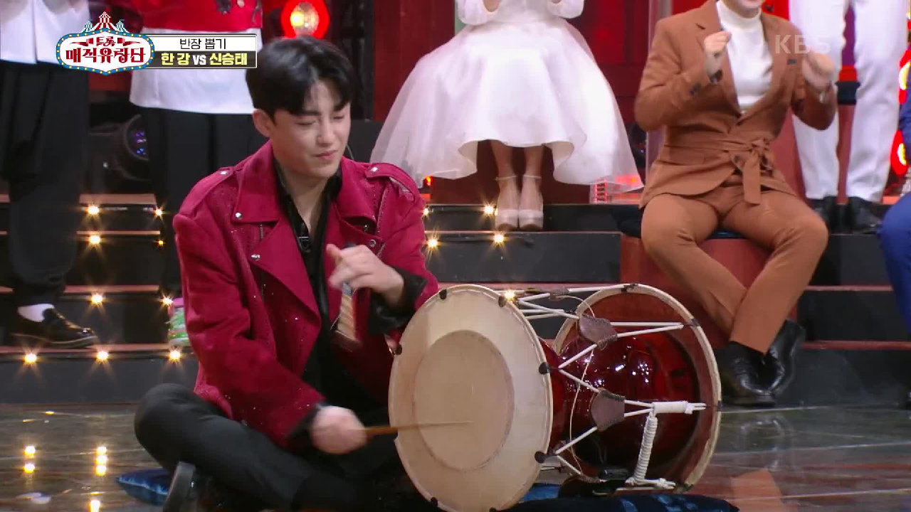 뭐야 왜 잘해?! 경력 25년에 빛나는 신승태의 장구연주에 송가인 단장의 노래까지♬ | KBS 210331 방송