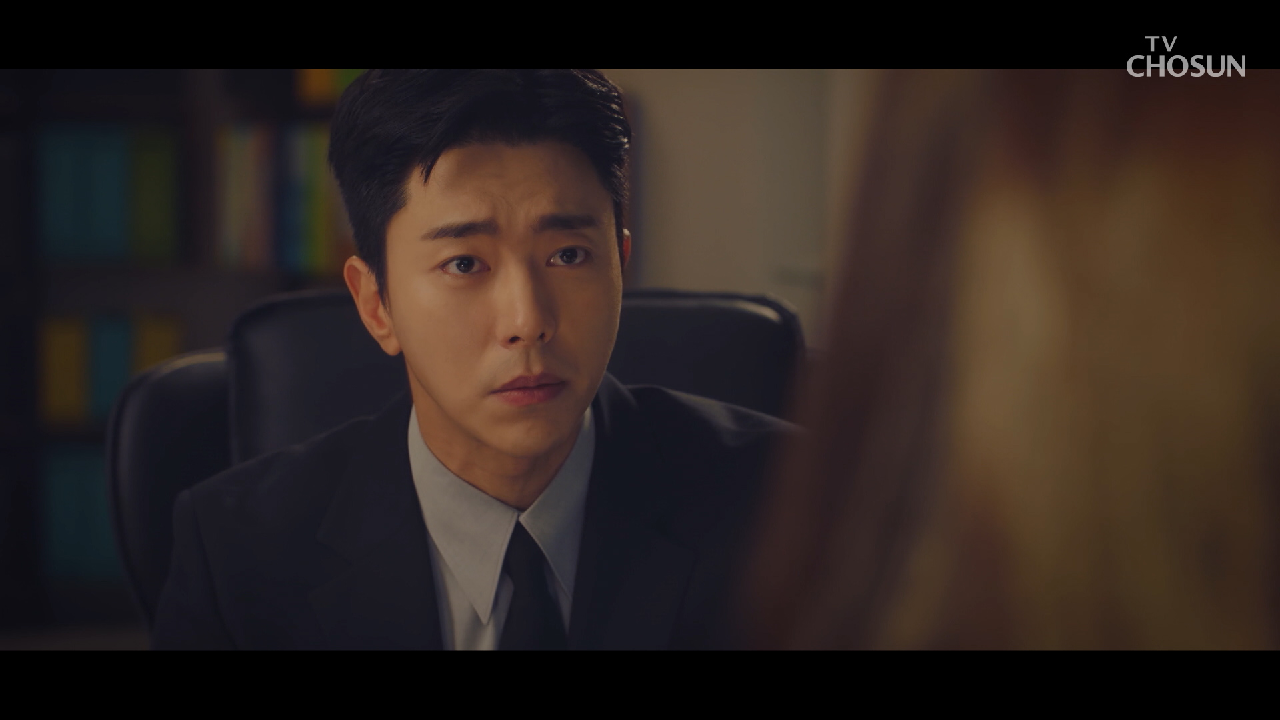 이들의 추악한 민낯 알고 현민의 의뢰를 받아들인 김사랑