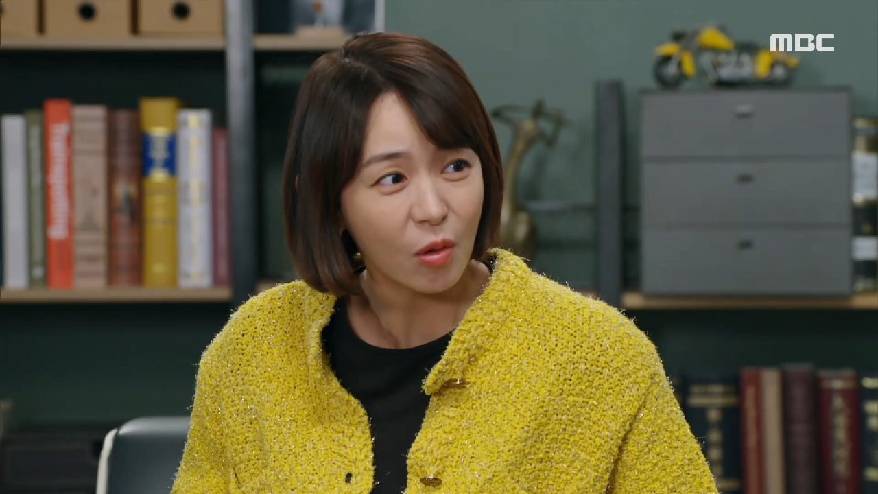 ＂미쳤어요?!＂ 다리를 안마해주겠다는 최성재에게 질색하는 심이영