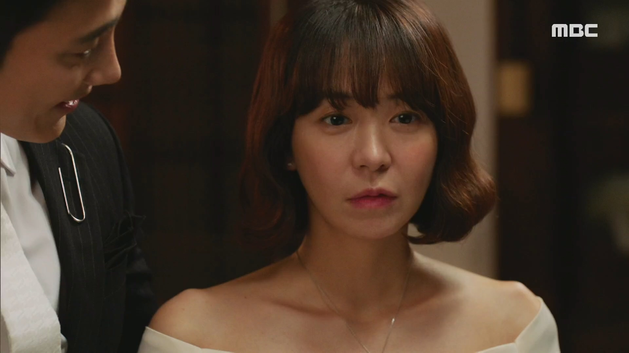 최성재가 준비해둔 드레스를 입고 나오는 심이영! 함께 왈츠까지~