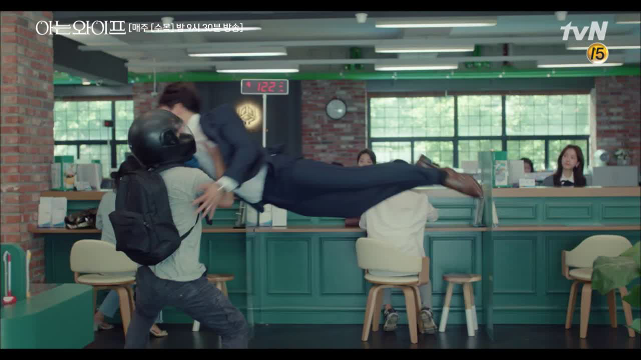 (핵진지) 주혁, 우진 구하기 위해 몸 던지다! #구취제거스프레이#빵야빵...