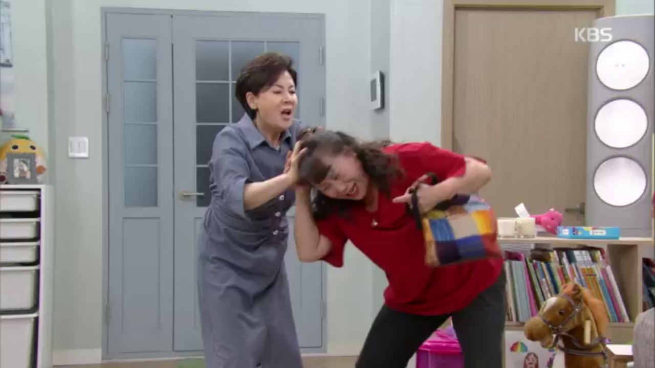 "당장 내 손녀 찾아내!" 육아도우미의 머리채를 휘어잡은 박정수!