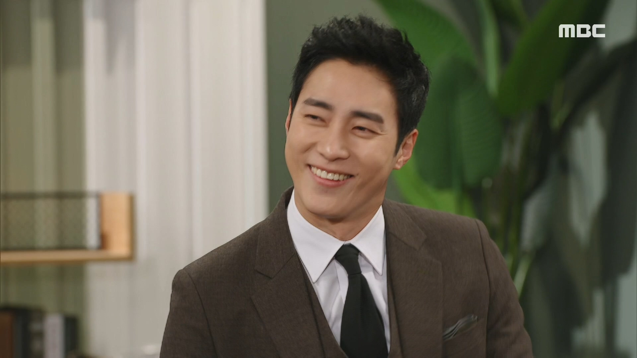 틈만 나면 장난을 치는 최성재! 알콩 달콩한 회사♡