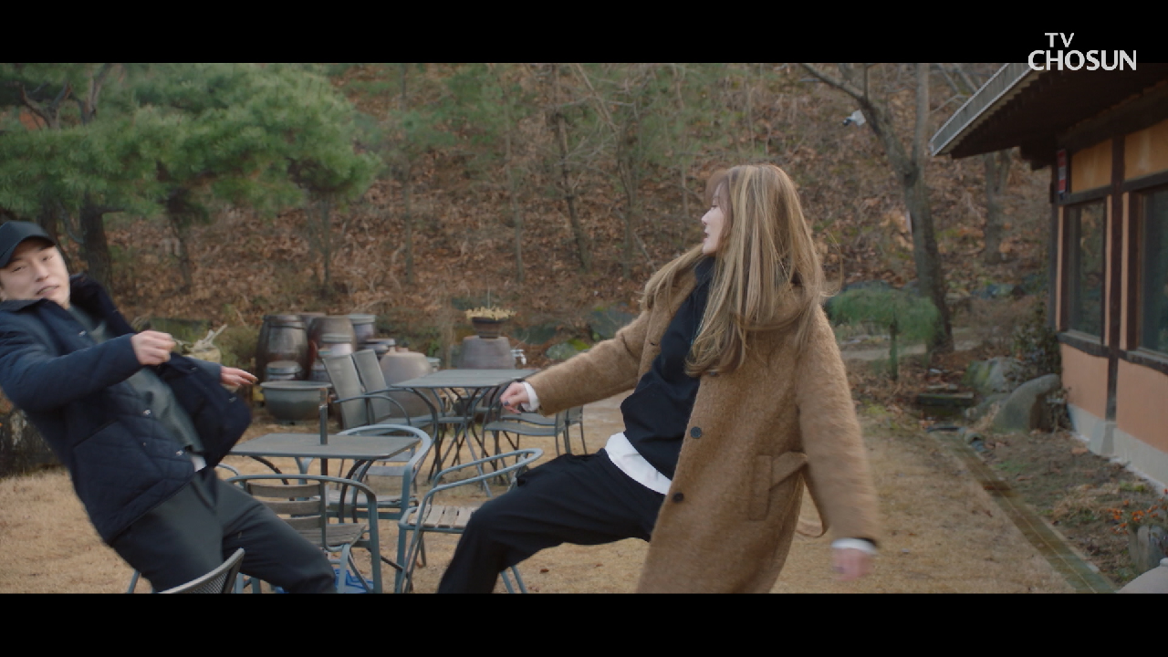 ※멋짐 주의※ 강사장 향한 윤소이 하이킥? TV CHOSUN 20210103 방송