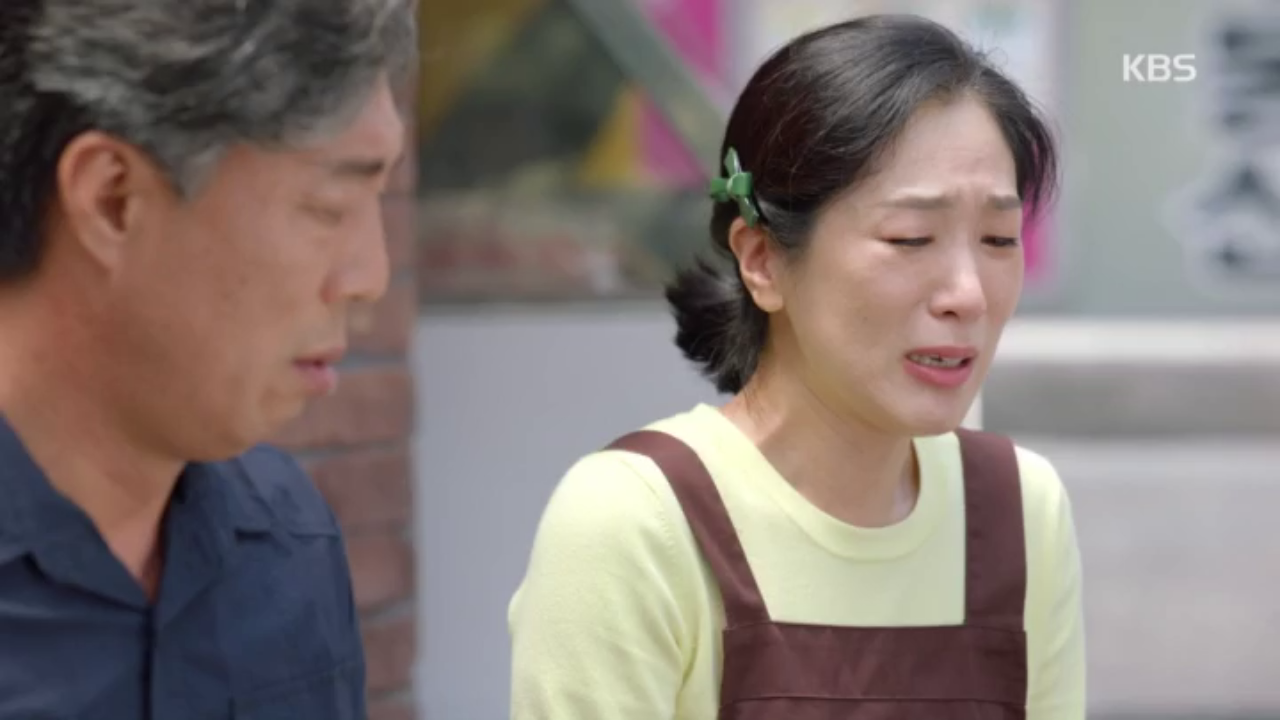 ＂어머! 미쳤어요?!＂ 조미령 핸드폰 몰래 보다가 들킨 백지원!