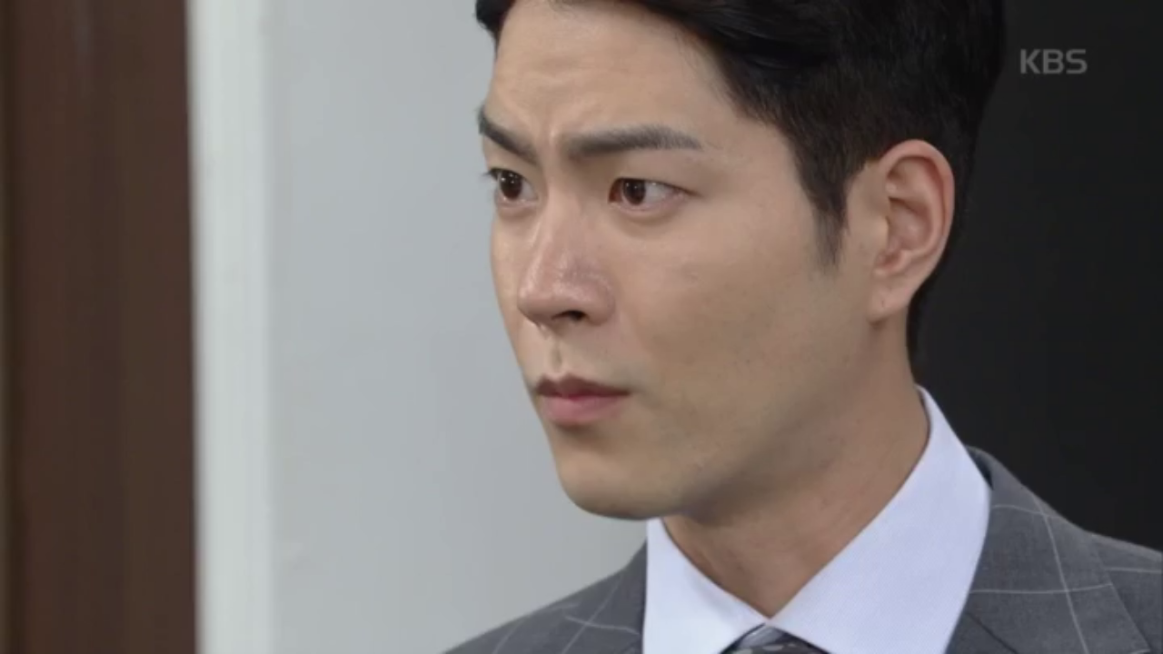 저녁 차리고 있는 최명길을 끌어내는 홍종현 "어머니 나오세요!"