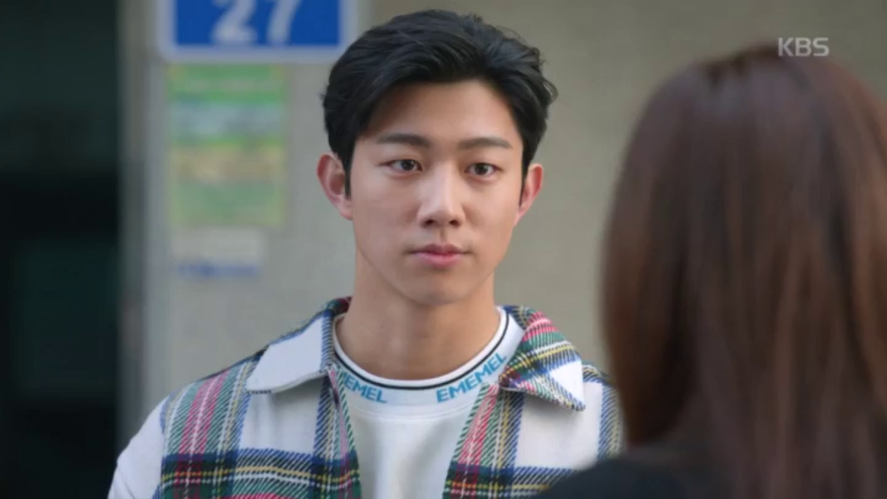 살갑게 구는 오윤아에게 철벽치는 기도훈! ＂잘생겨서 봐준다 내가!＂