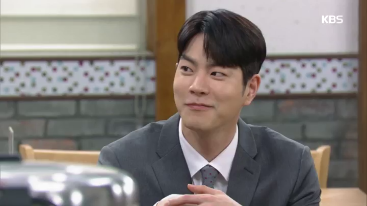 설렁탕 서빙하는 김소연의 새로운 모습을 본 홍종현!