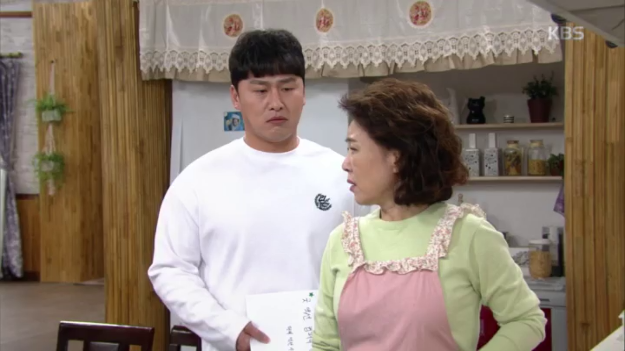 사업 계획을 외면하는 가족들을 끈질기게 쫓아다니는 오대환, 과연 다음 타겟은?!