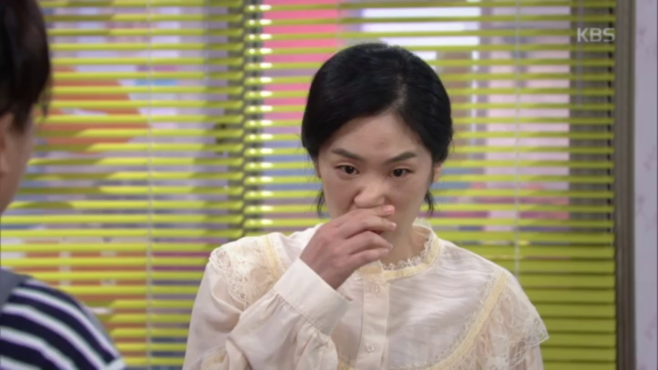 [⊙-⊙]이정은에게 미안해하는 백지원 ＂나랑... 양사장님 알고 있는 거죠...?＂