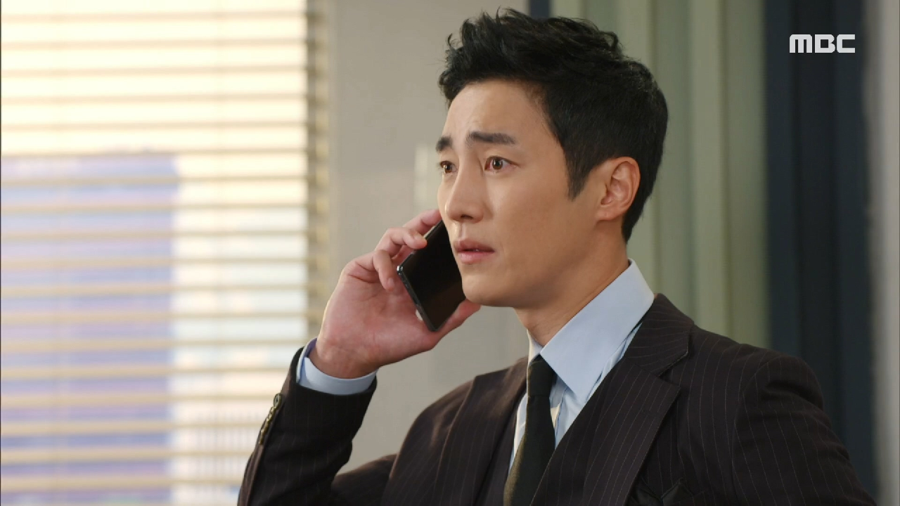 가족과 회사를 배신하려는 진예솔!