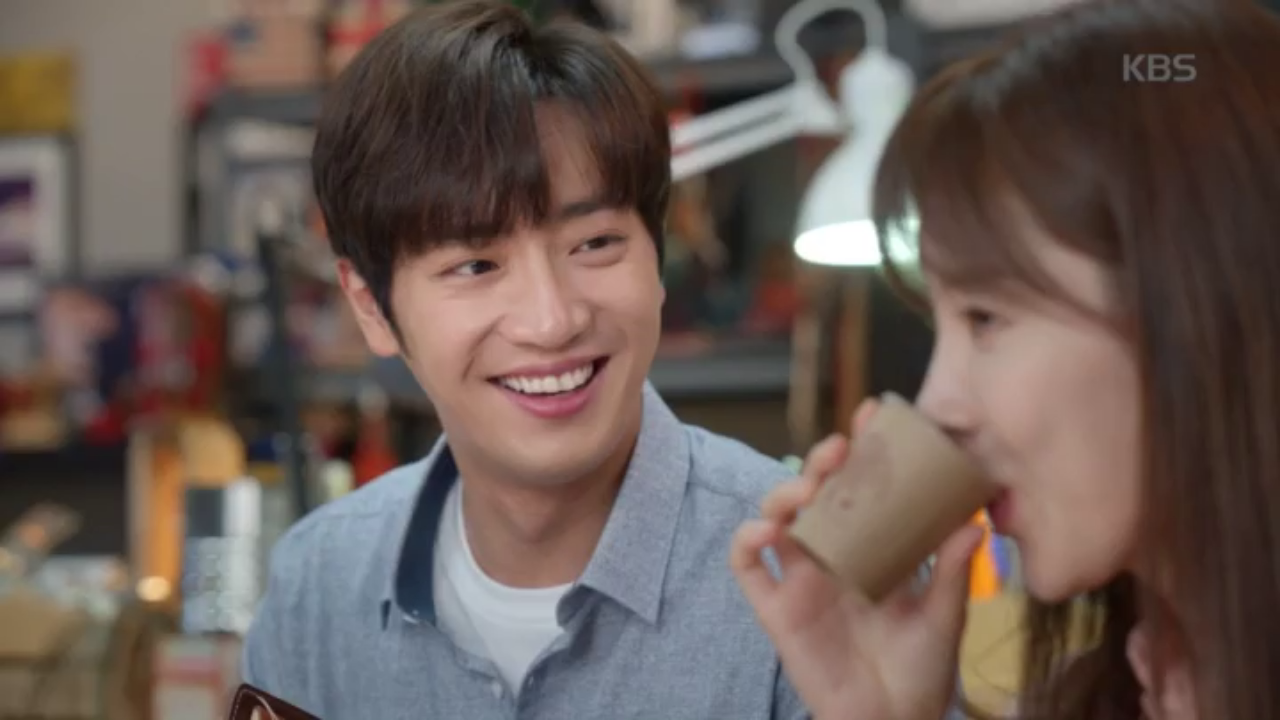 이상엽과 손성윤의 즐거운 한 때...＂선생님, 우리 집에서 같이 살아요?＂