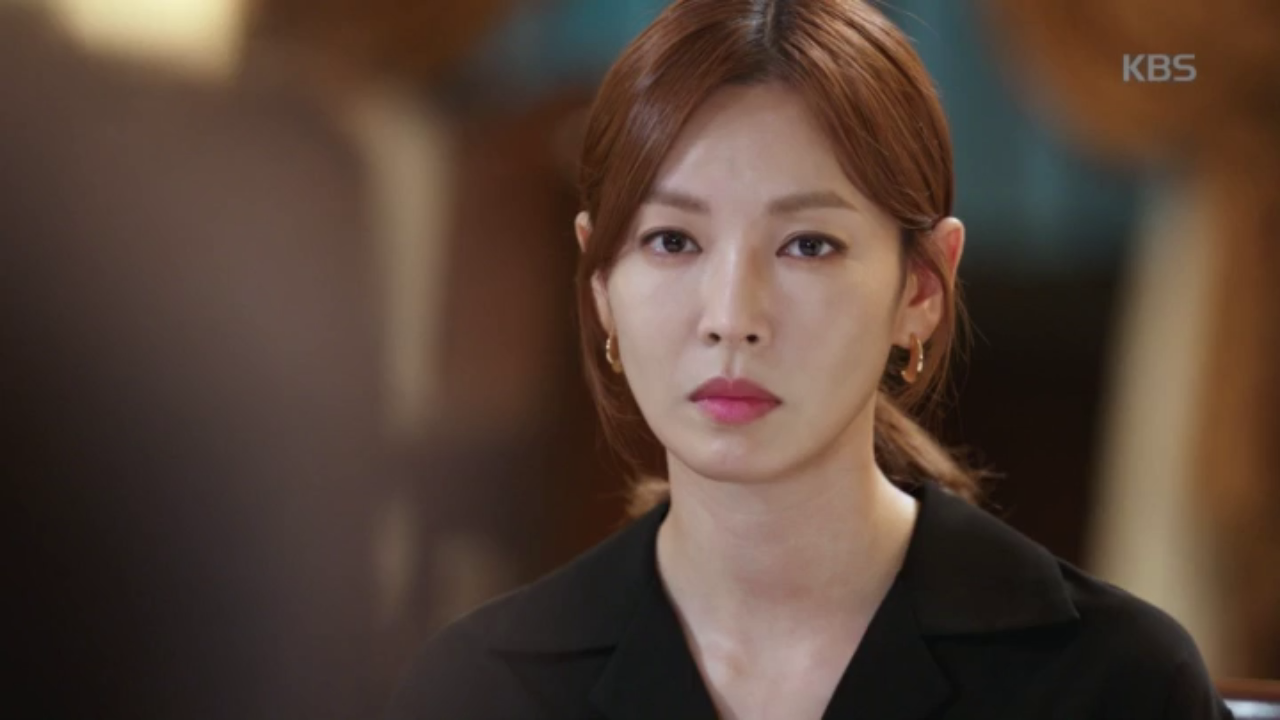 "앞으로 잘 모시겠습니다... 아버님" 동방우에게 회장 교체 의도를 암시하는 김소연