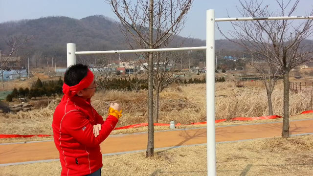  2년전 강화.고려산 가는길에 몸개그 흔적^^