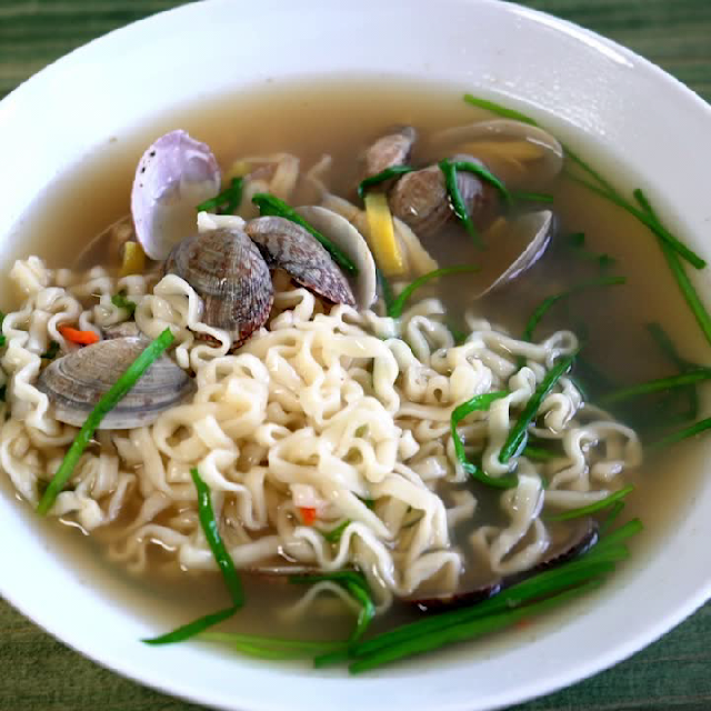 [농!심야식당] 바지락 멸치칼국수 레시피! - kakaoTV [농!심야식당] 바지락 멸치칼국수 레시피!