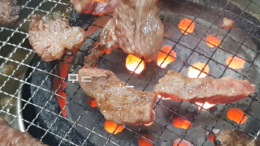 고한 정육식당 한우리에서 한우의 참맛을 느껴보세요 - kakaoTV 고한 정육식당 한우리에서 한우의 참맛을 느껴보세요