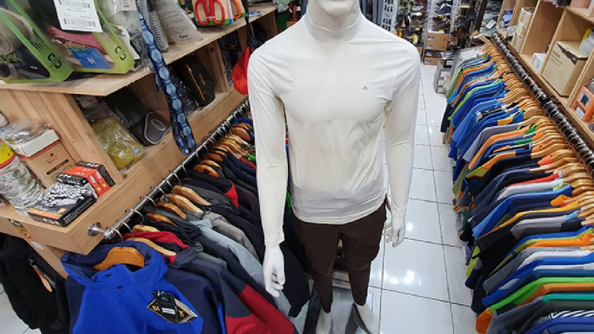  가격 3만원 남자 냉감 목폴라 긴팔 티셔츠 등산복 골프복 작업복 레시가드 판매~