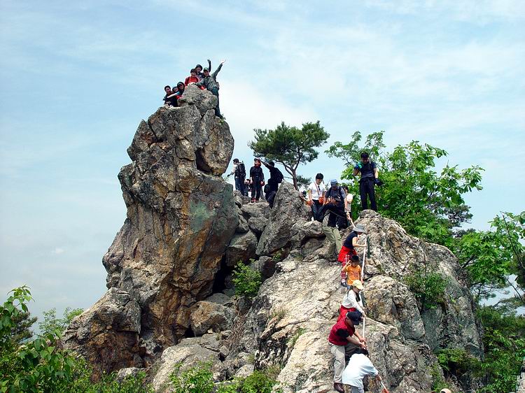 팔봉산