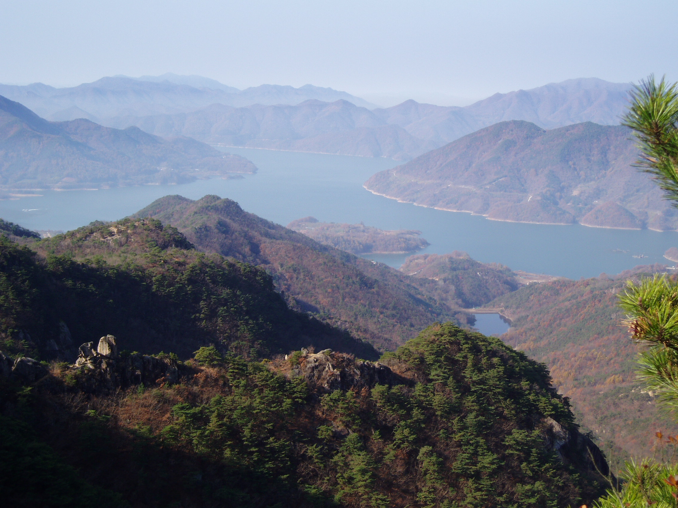 충주호
