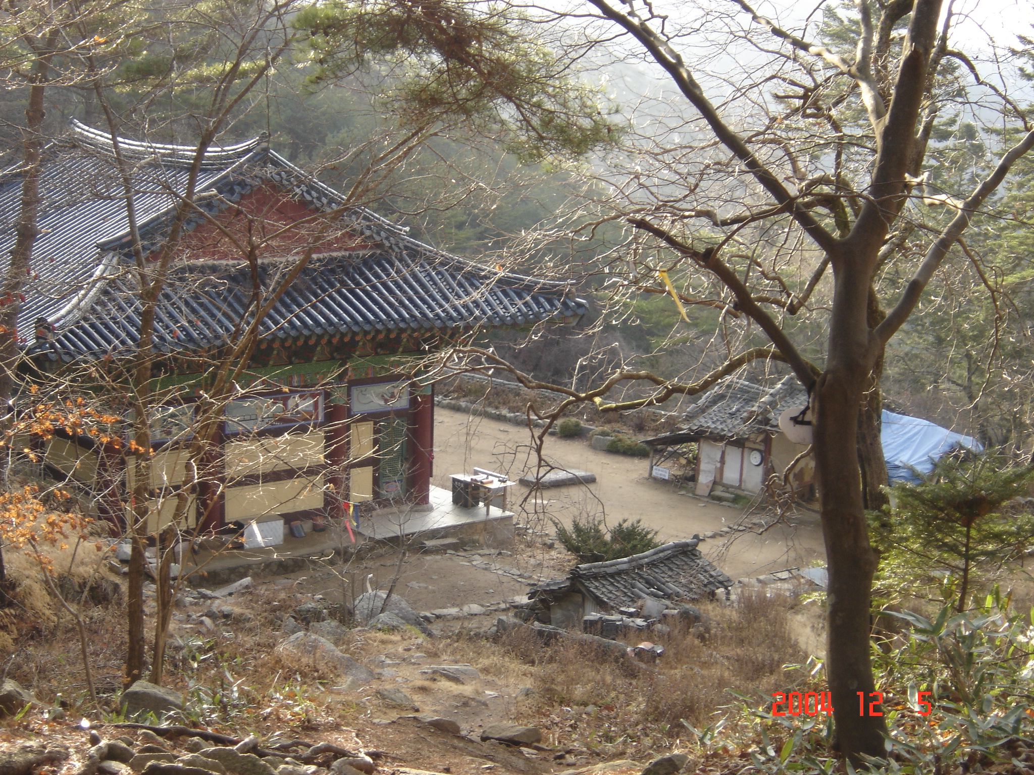 고견사 경내