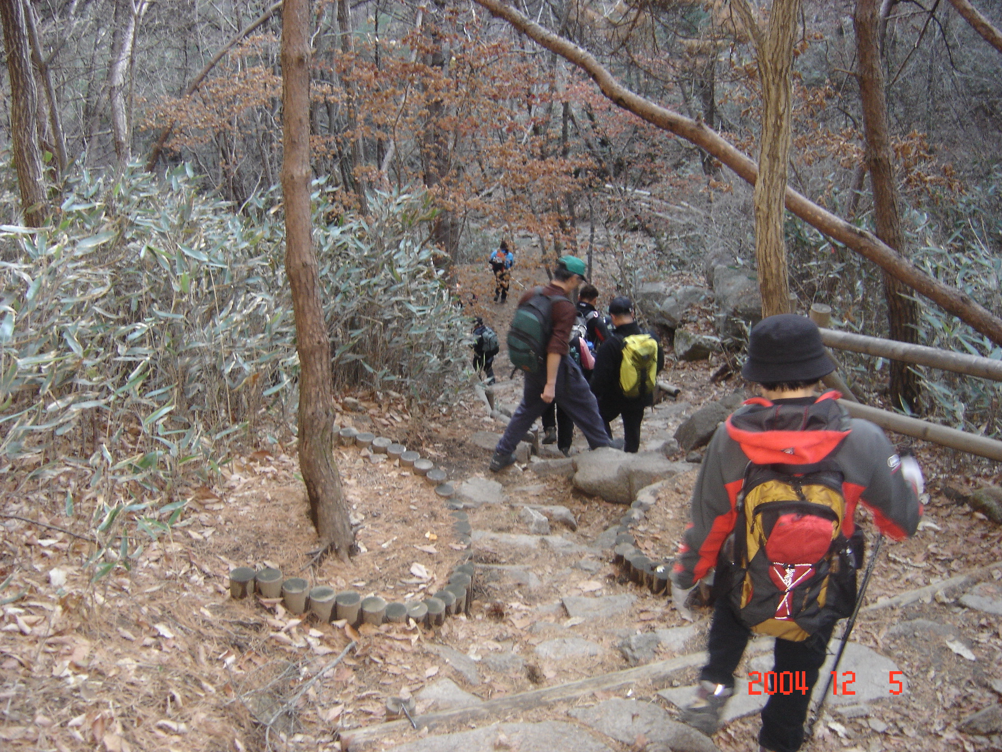 하산길