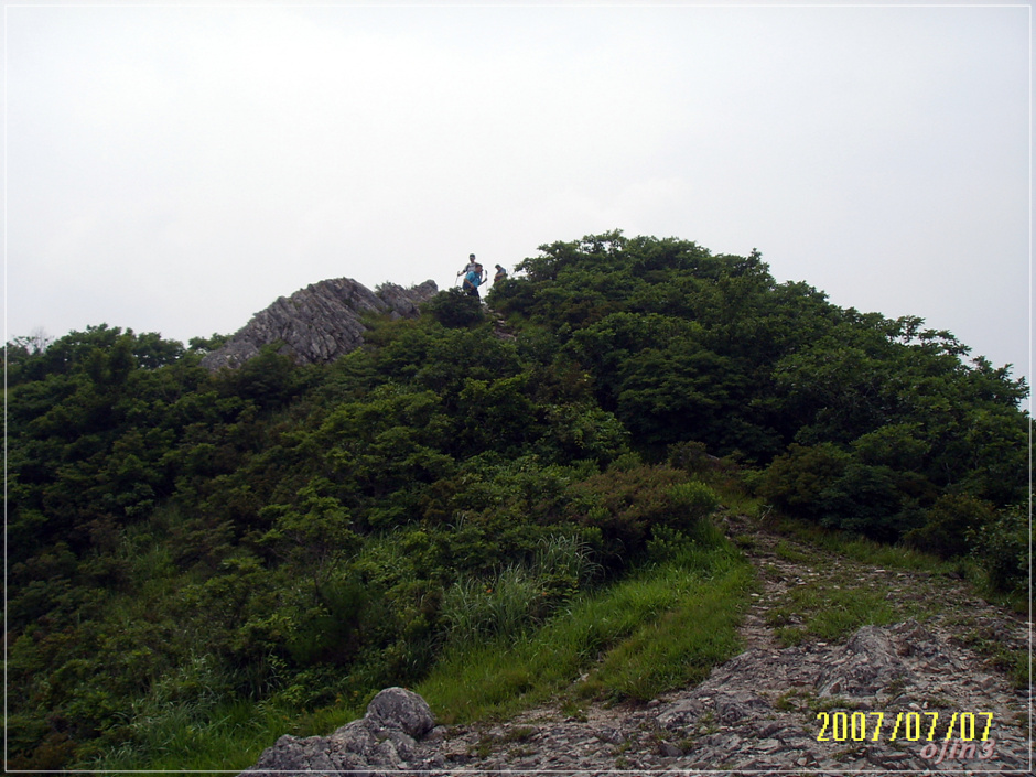 억산 전경