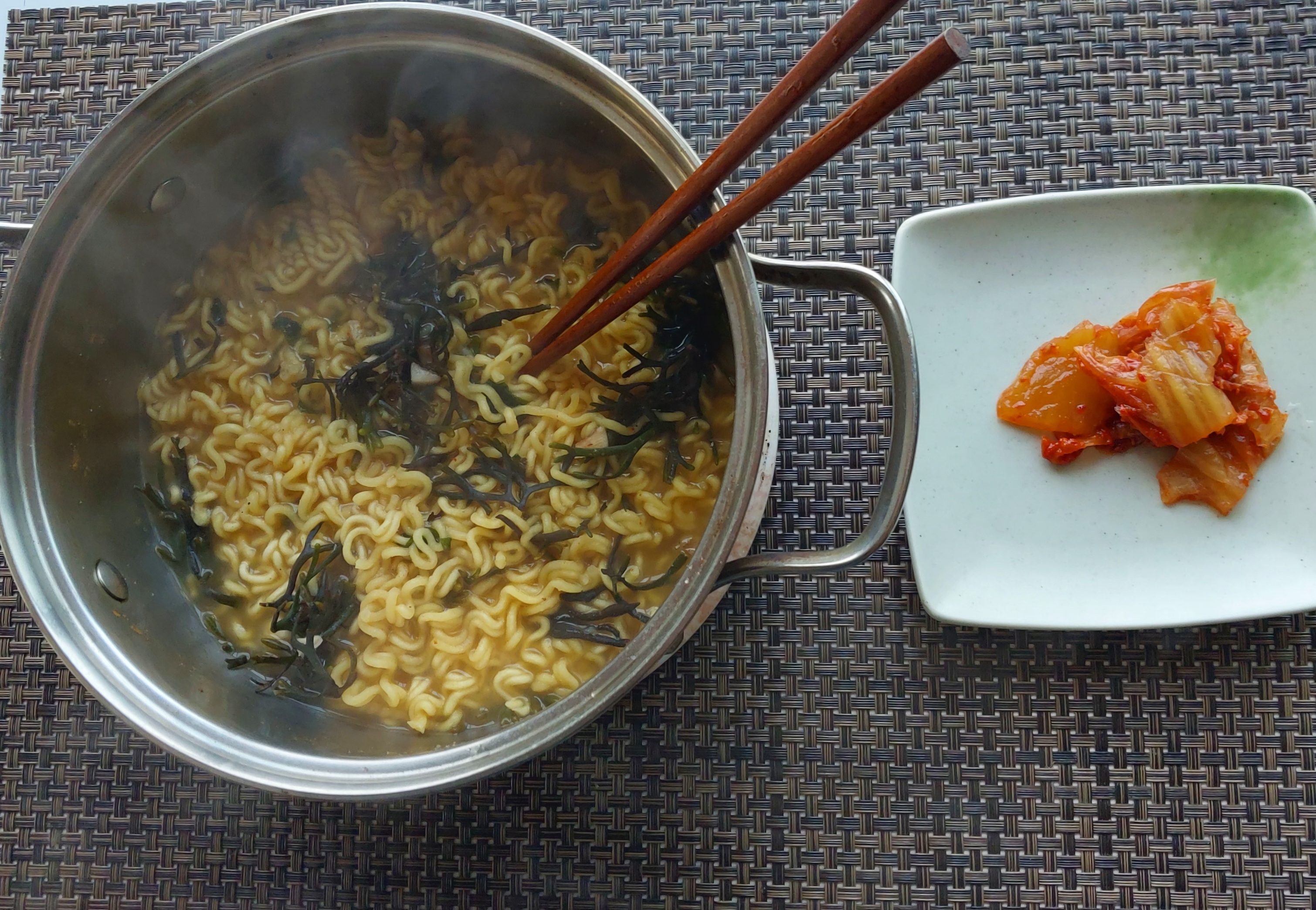 빵과 방토계란볶음 & 뜸부기라면