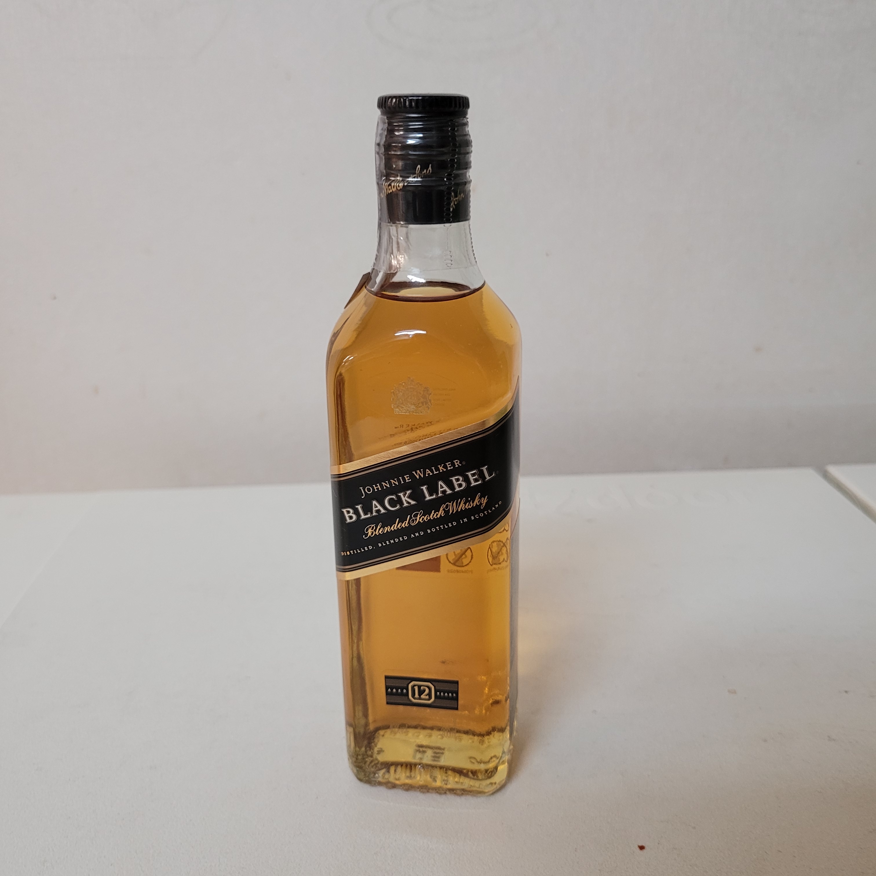 포스트 아포칼립스에도 살아남을(것만 같은) 조니워커