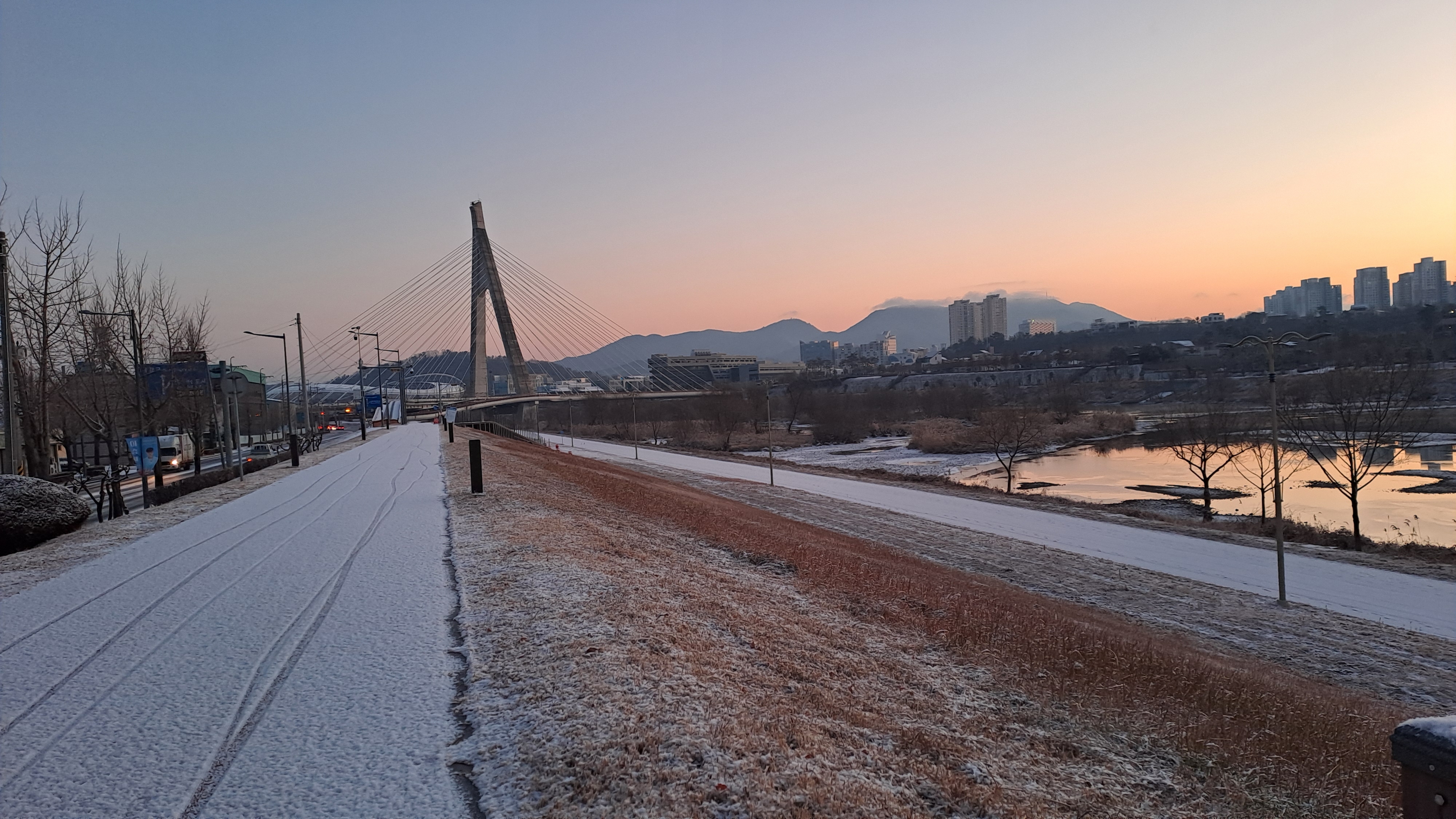 동화 속 같은 눈 온 날