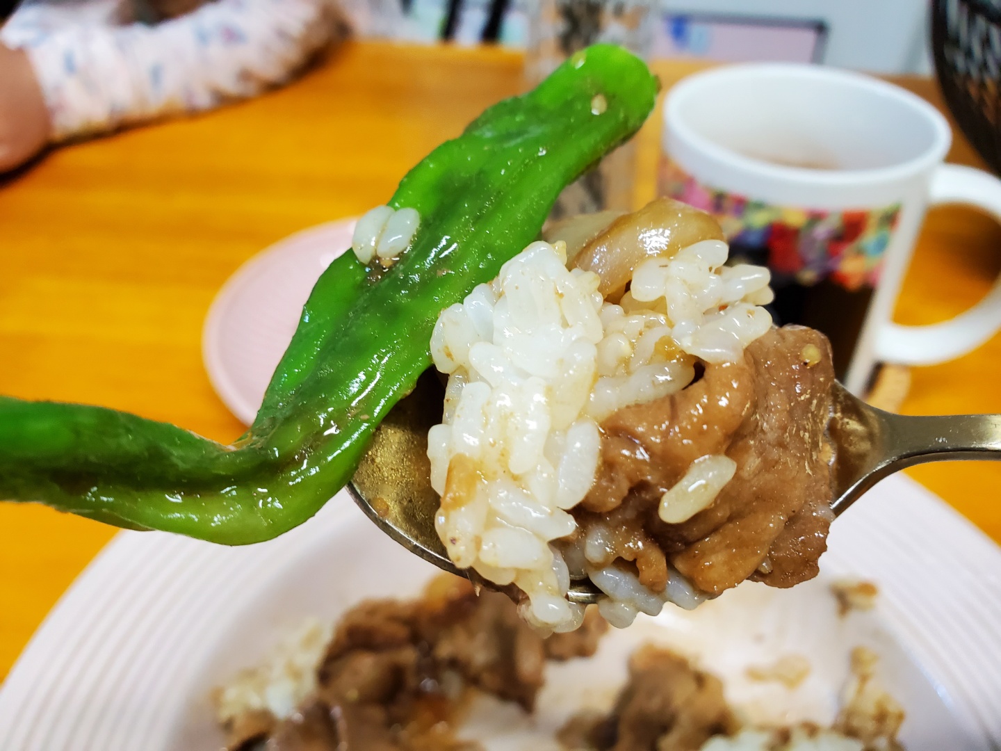 돼지불고기덮밥 (점심특선)