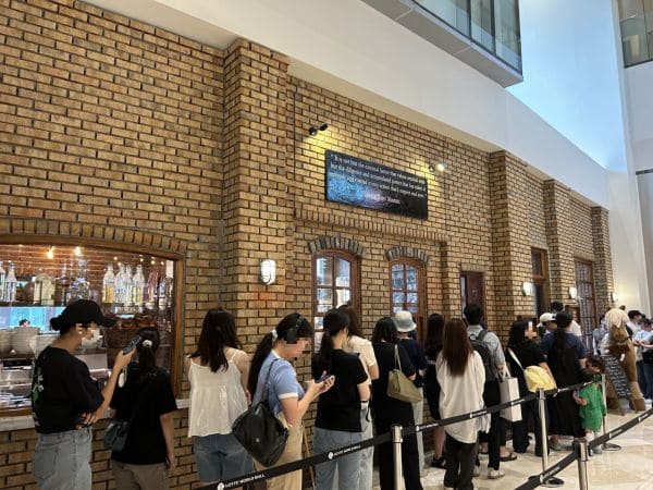 웨이팅 문화는 기다림의 미학일까