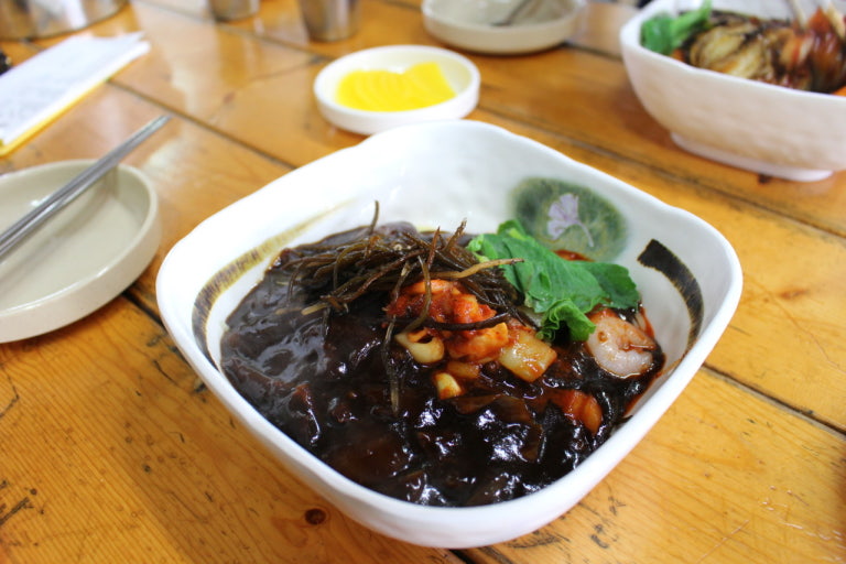 잇(eat) 이미지