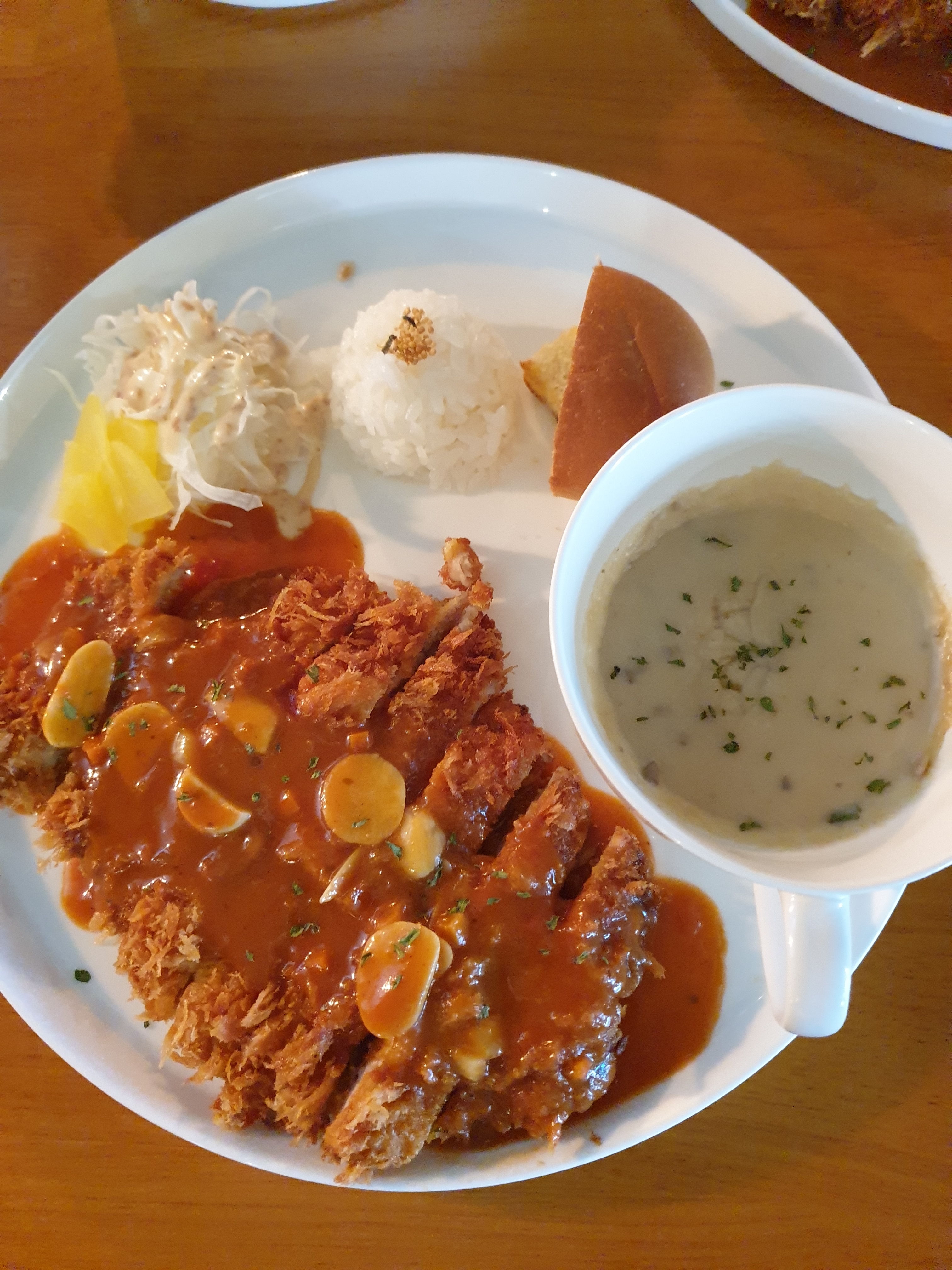 부여 홍산면, 돈가스 맛집.홍산 문화살롱♡