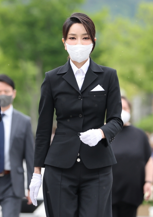 건희사 이미지