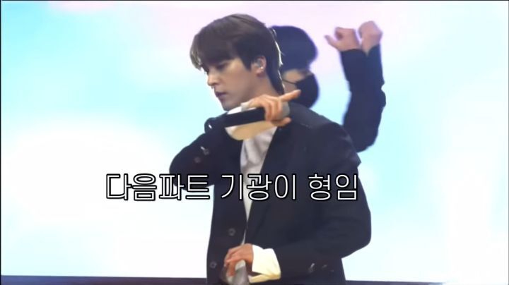 생전 처음 보는 카메라 무빙으로 총체적 난국이었던 레드엔젤 온라인 콘서트 (Feat. 하이라이트) | 인스티즈