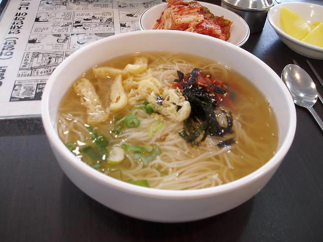 멸치국수