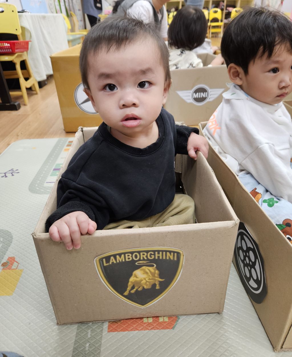 운스 이미지