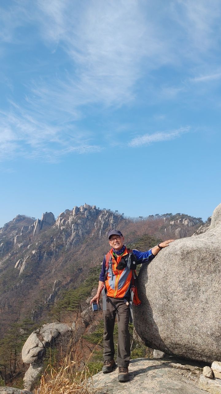 마귀할멈바위 이미지
