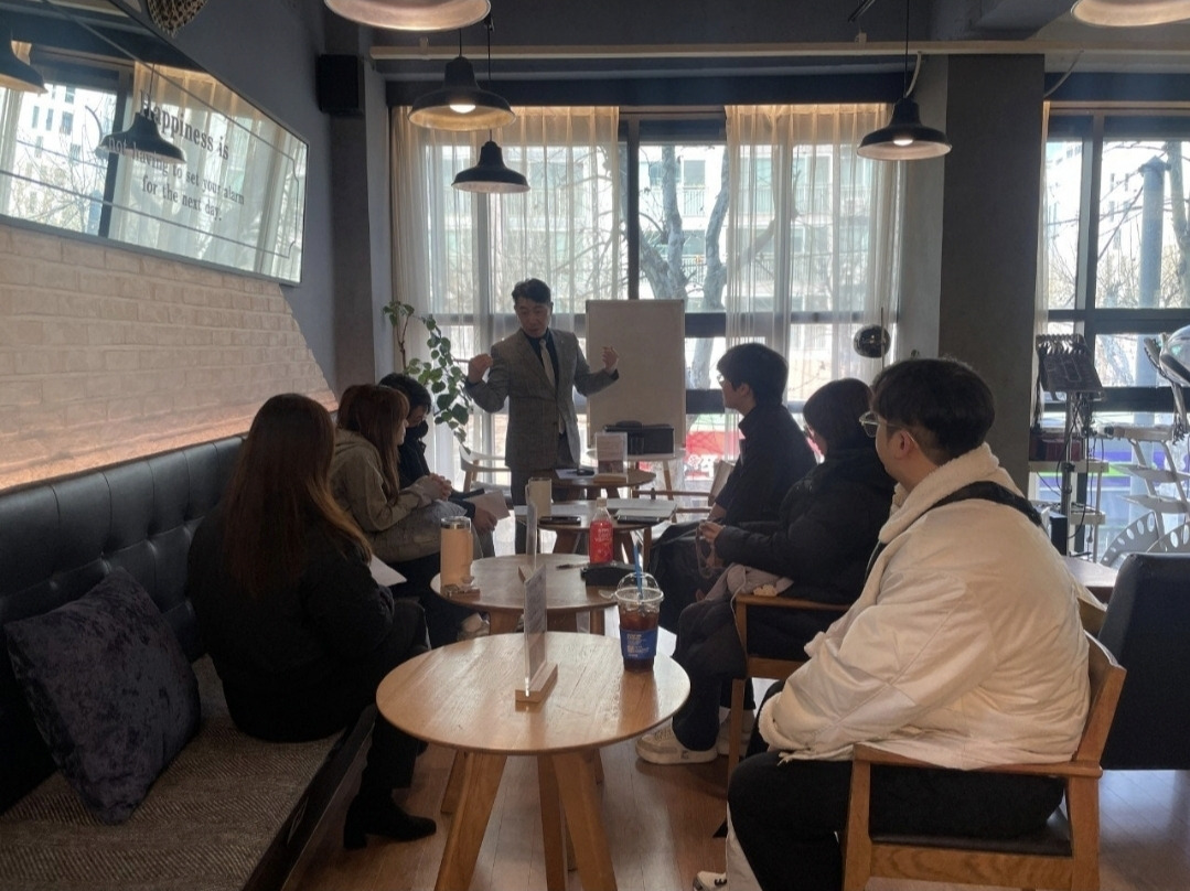살롱오브 이미지