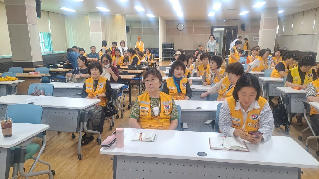 진달래먹고물장구치고 이미지