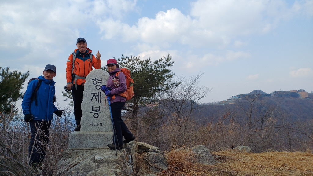 개명산 형제봉 이미지