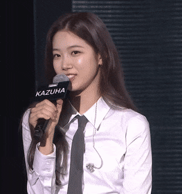 보자마자 설렌다는 신입걸그룹 멤버.gif | 인스티즈
