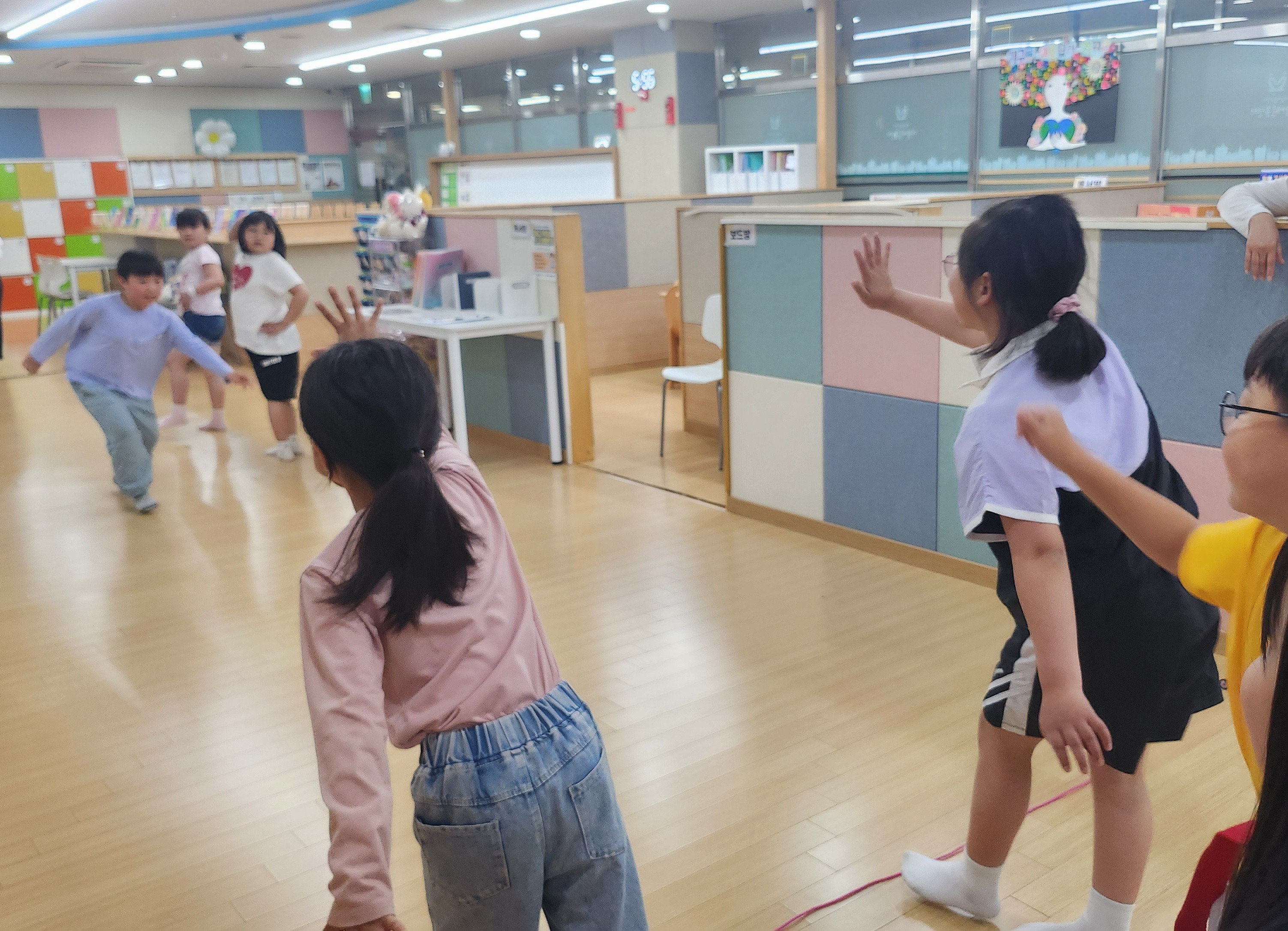 웃보 이미지