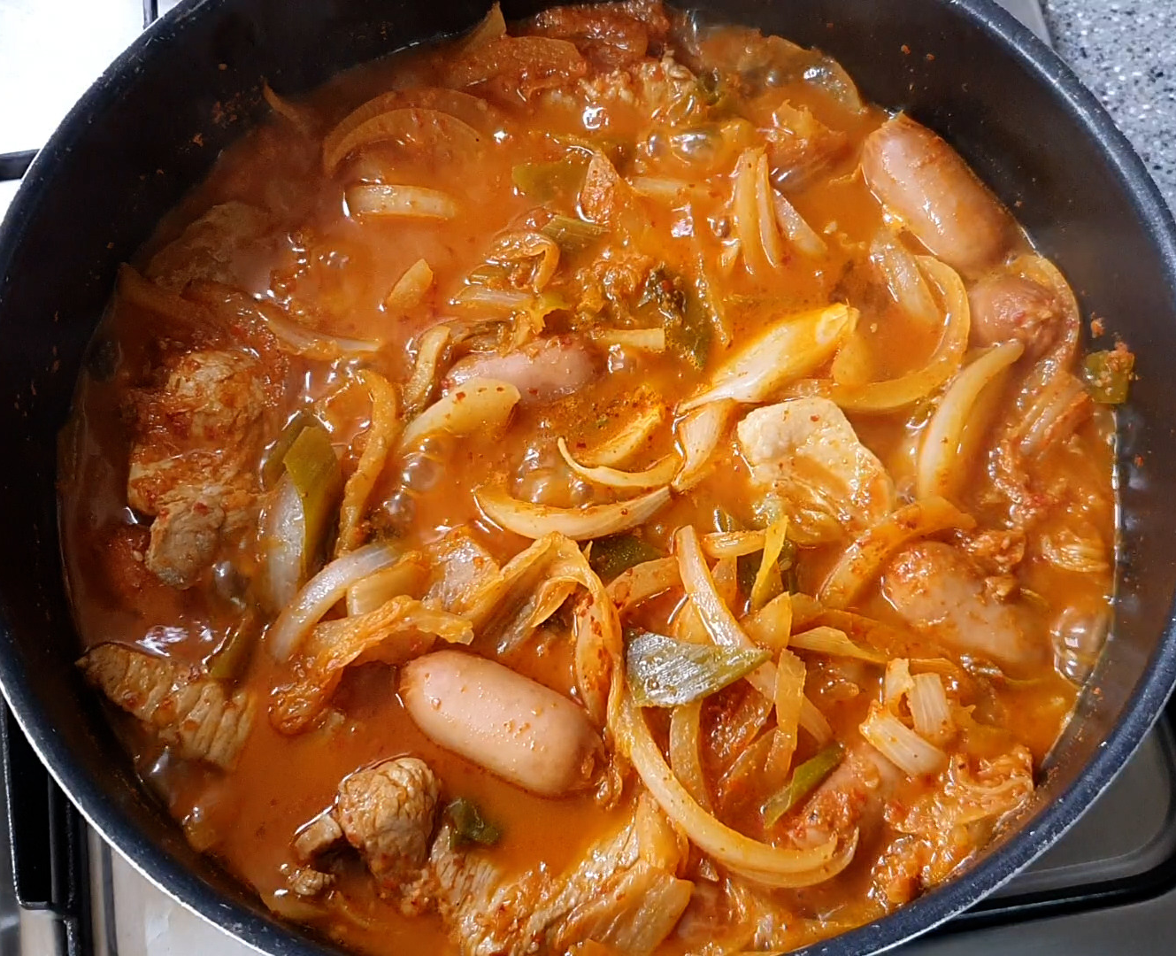 돼지랑김치랑 이미지