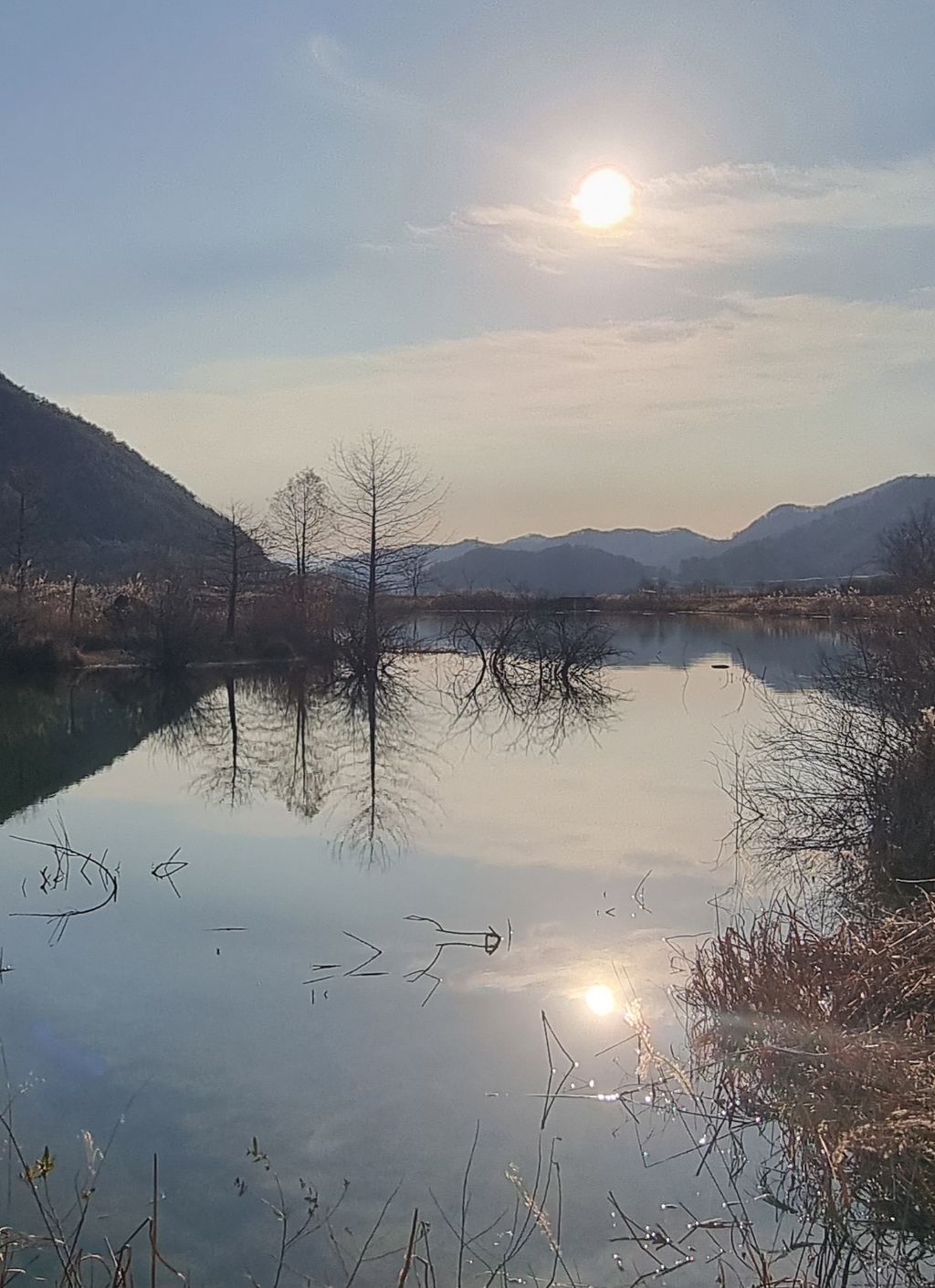 호수풍경 이미지