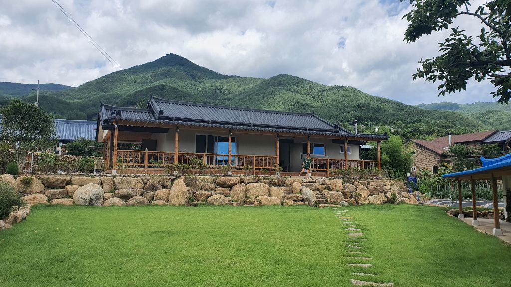 7/17- 첫 출근, 농촌살아보기팀 수료, 서시천 원추리꽃, 농장 모습 - 2022- 지리산 귀농일기 - 설봉의 <지리산방> 7/17- 첫 출근, 농촌살아보기팀... 