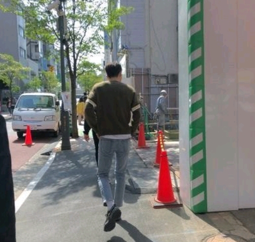 키 큰 남주혁을 보고 갑자기 화가 난 그 성별 사람 | 인스티즈